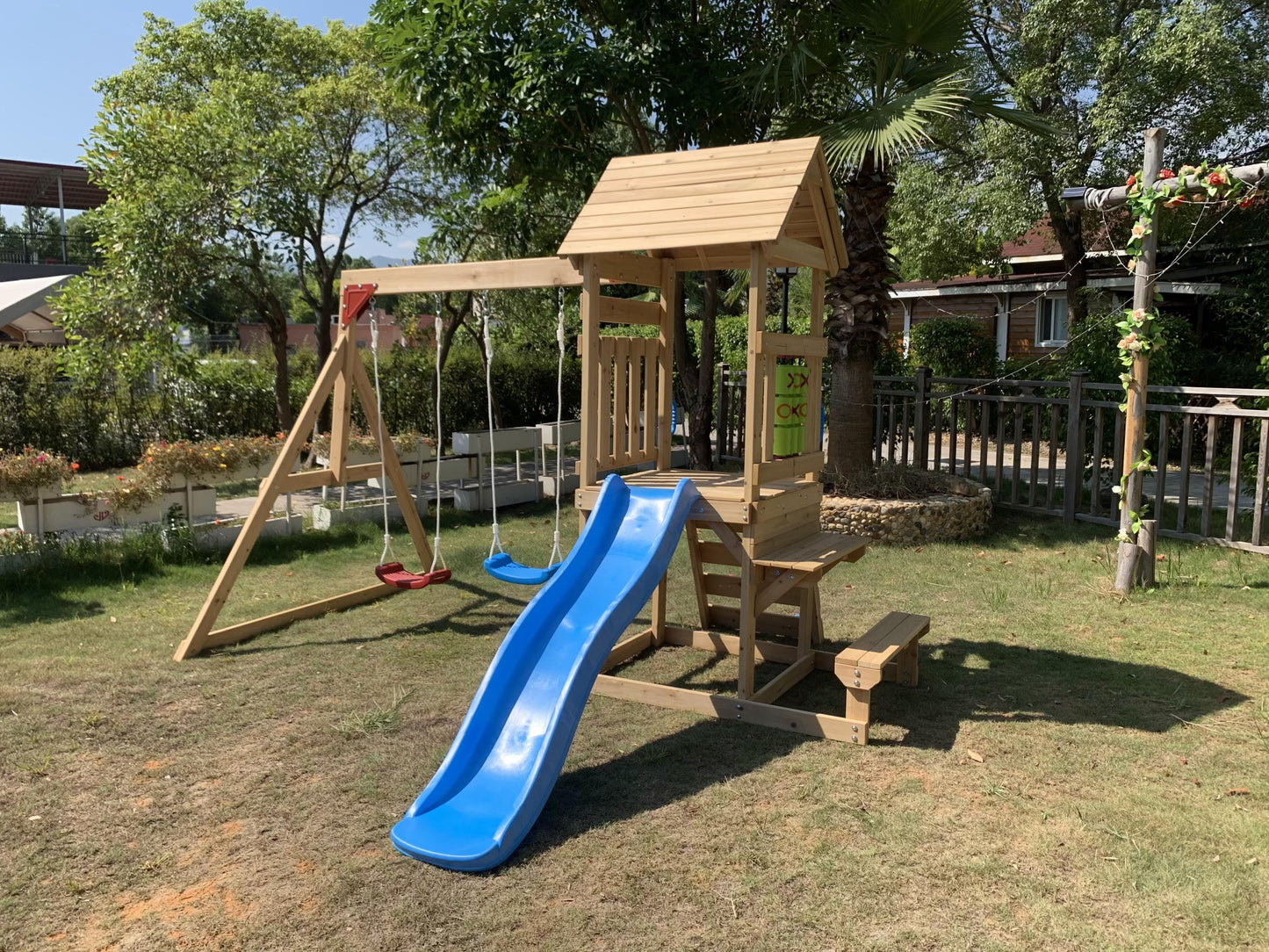 Little Lux Twinkle Tots Playground