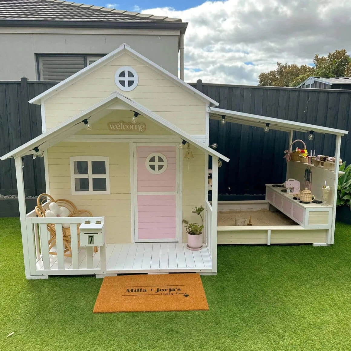 Kids outdoor hot sale cubby