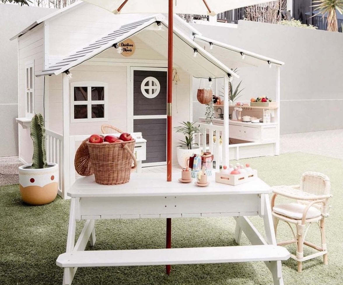 Little Lux Cubby with Kitchen